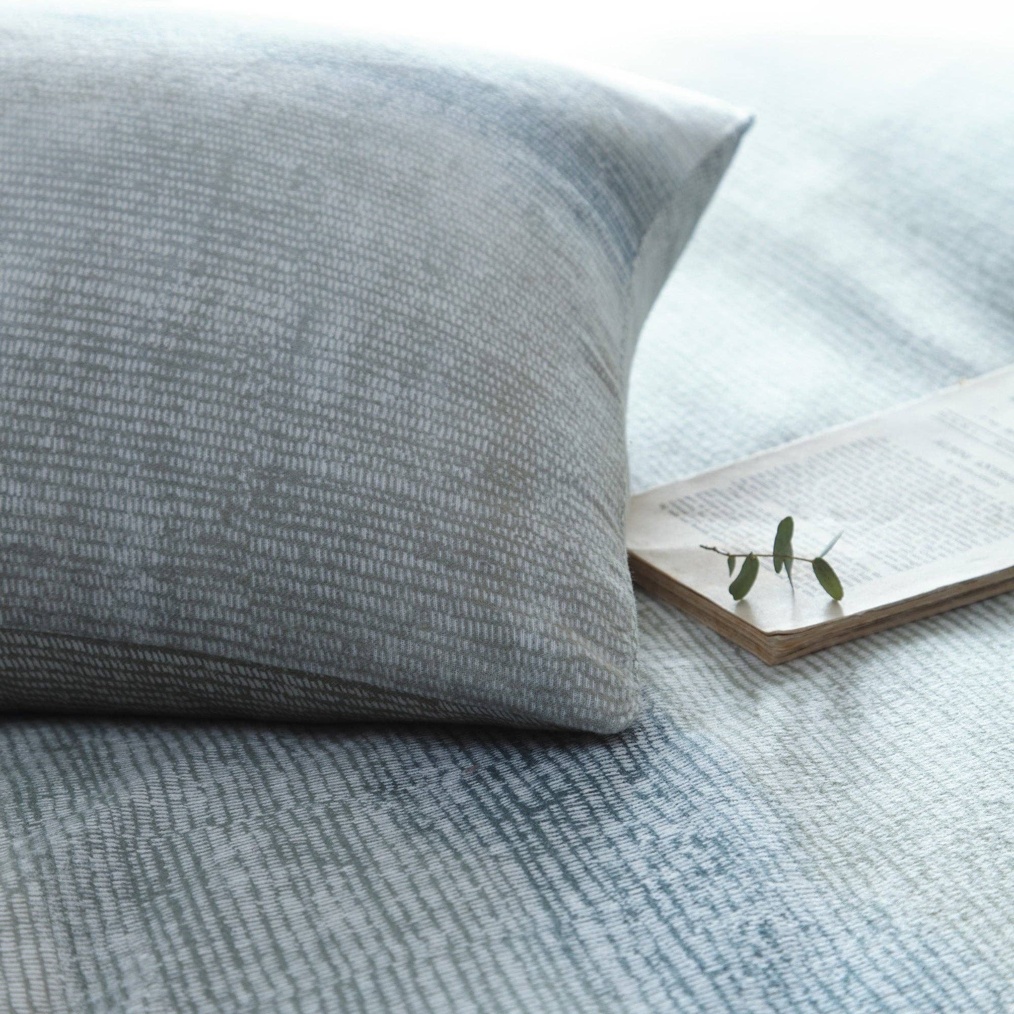 Juego de funda nórdica en algodón + 2 fundas de almohada Anson Stripe de Appletree Hygge