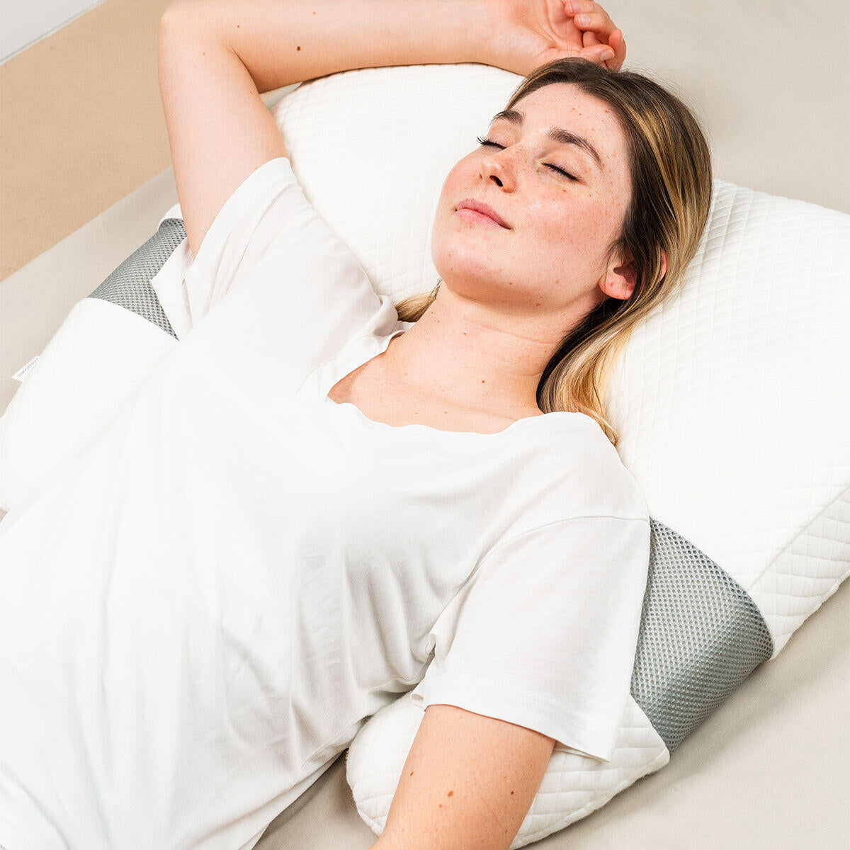 Almohada Ergonómica Multifunción Ullow - InnovaGoods