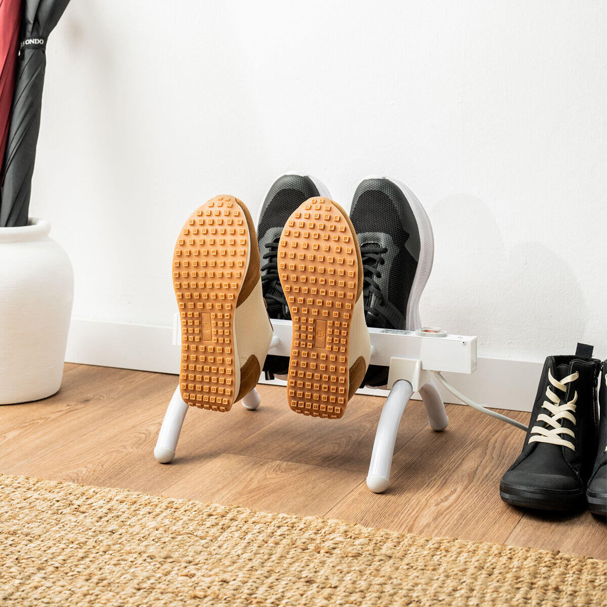 Tendedero Secador de Calzado Eléctrico Droe 40 W 2 pares - InnovaGoods