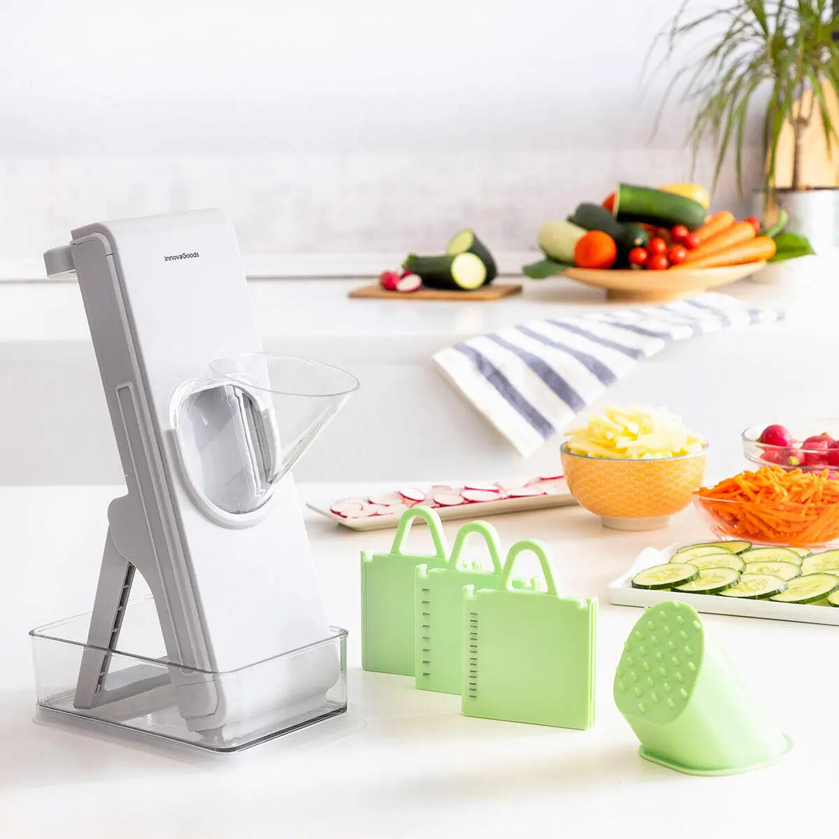 Mandolina Cortadora de Verduras 5 en 1 Plegable con Base Antideslizante y Recipiente Slichen- InnovaGoods Dropea