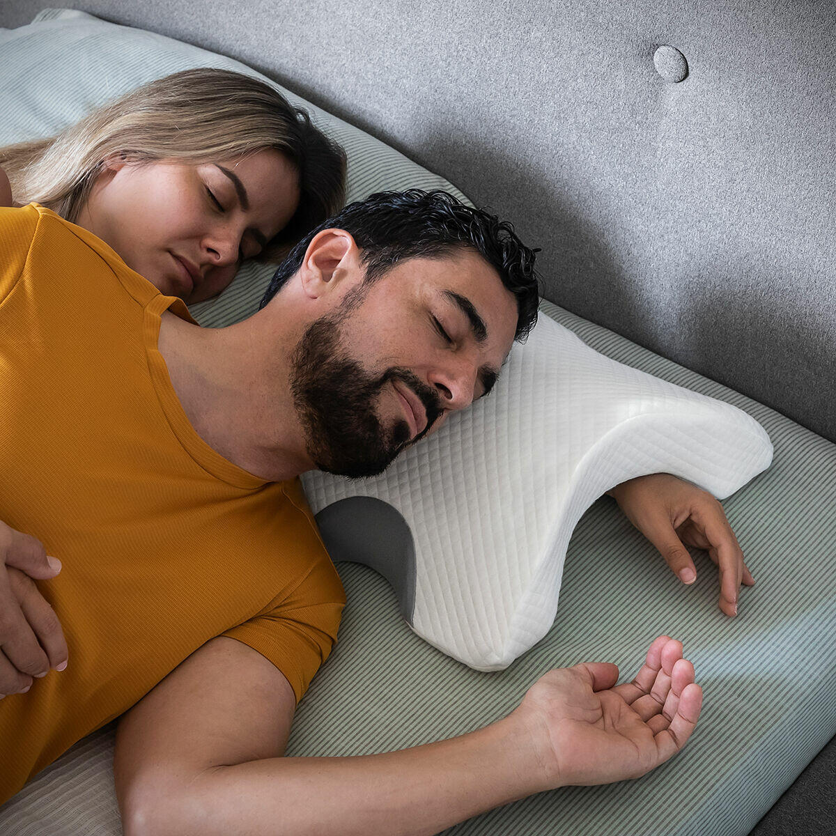 Almohada Viscoelástica Cervical para Parejas Cozzy - InnovaGoods