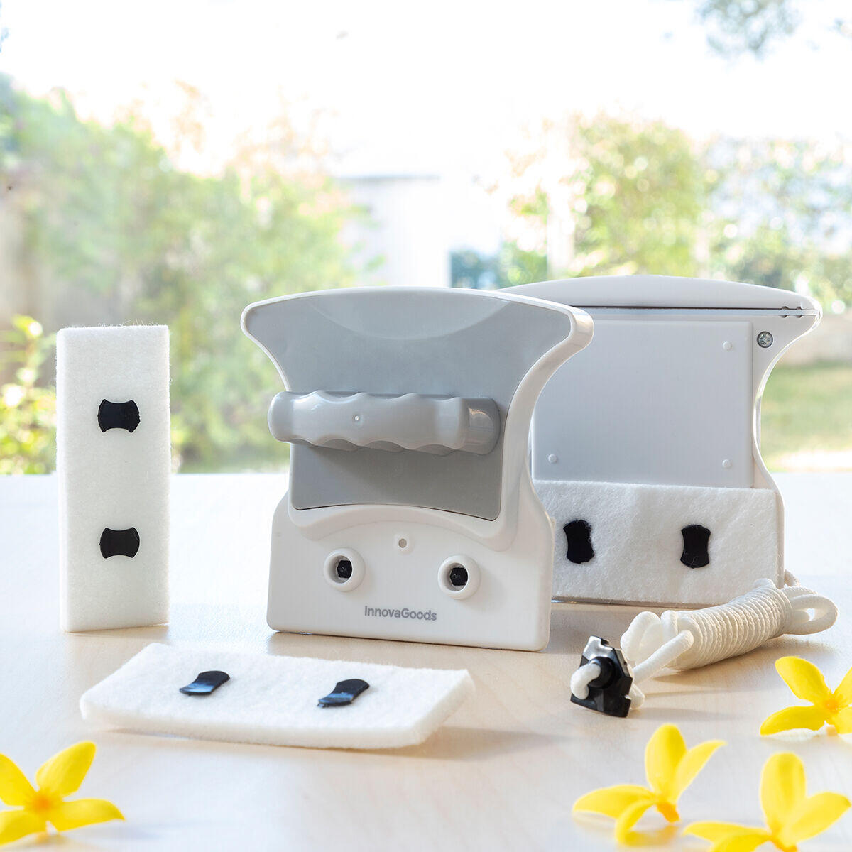 Limpiacristales Magnético Magly - InnovaGoods