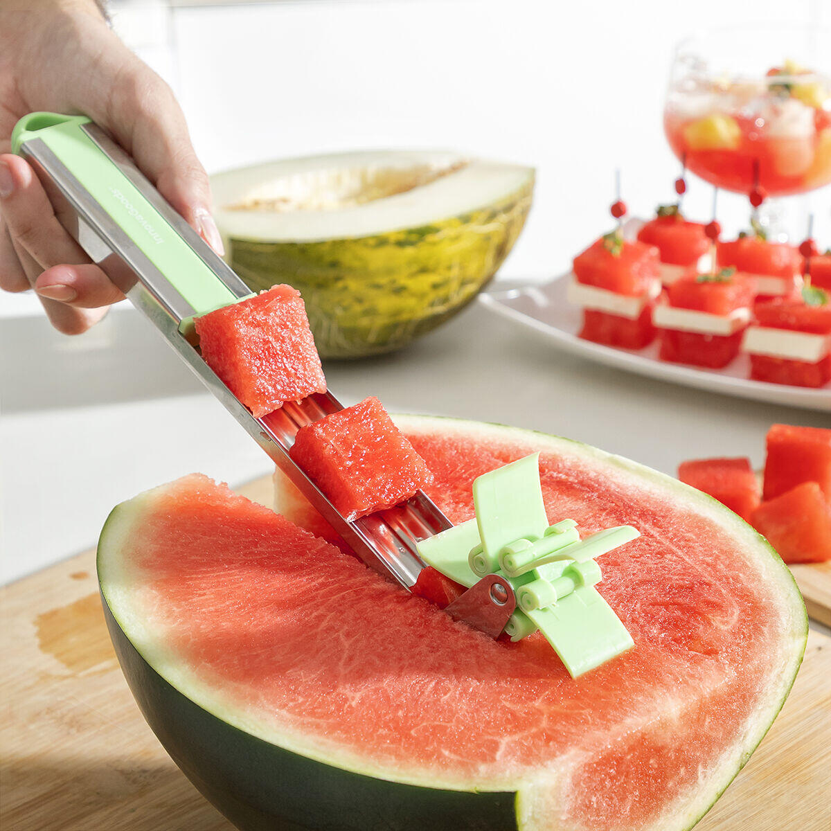 Cortador de Sandía en Cubos Cutmil - InnovaGoods