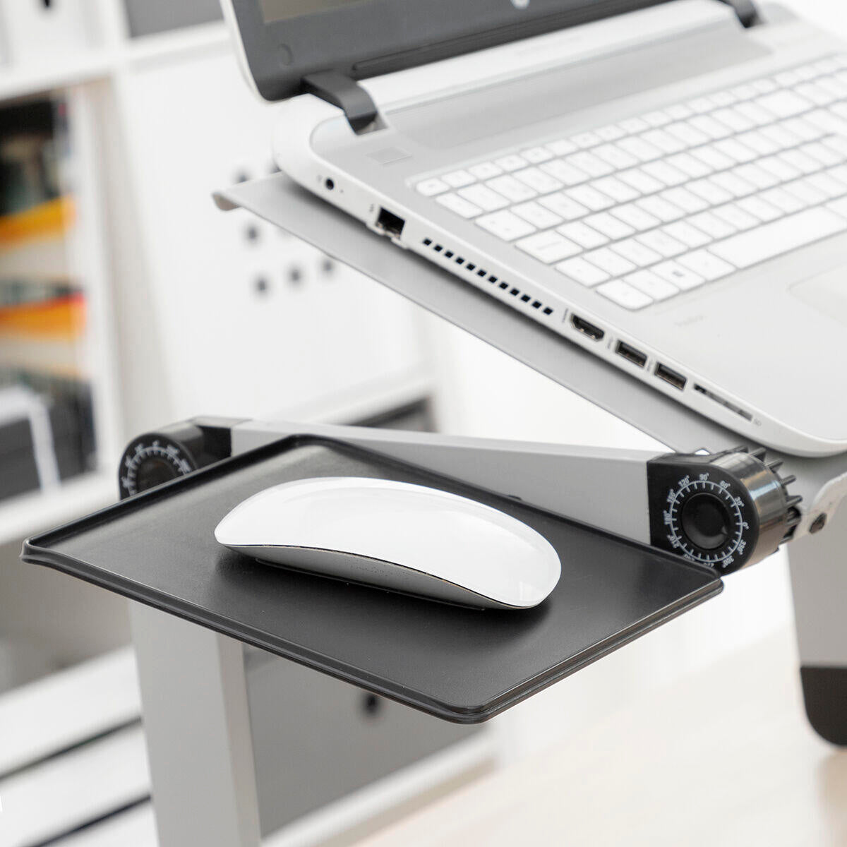 Mesa Ajustable Multiposición para Ordenador Portátil Omnible - InnovaGoods