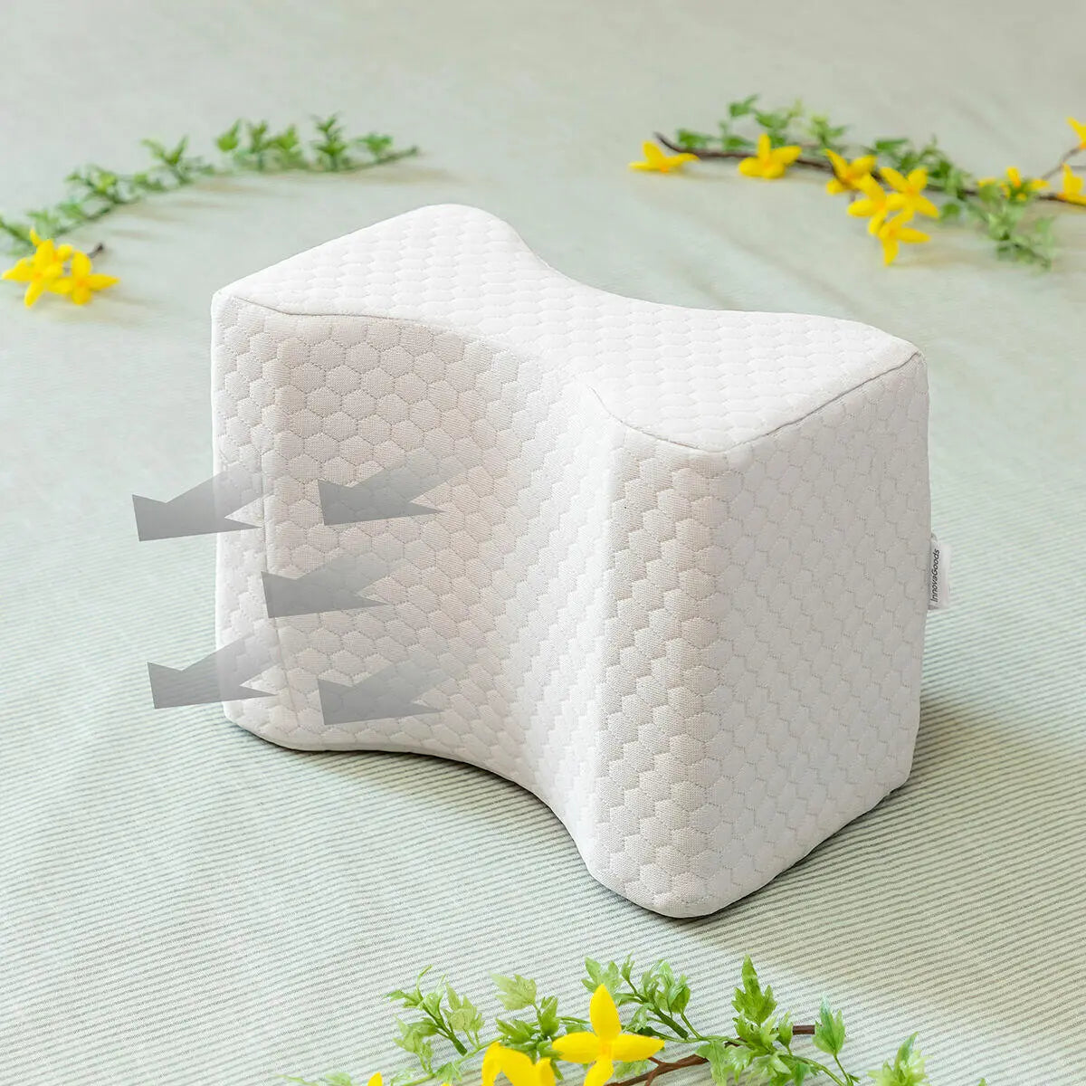 Almohada para Piernas con Cinta de Sujeción Lerellow - InnovaGoods Dropea