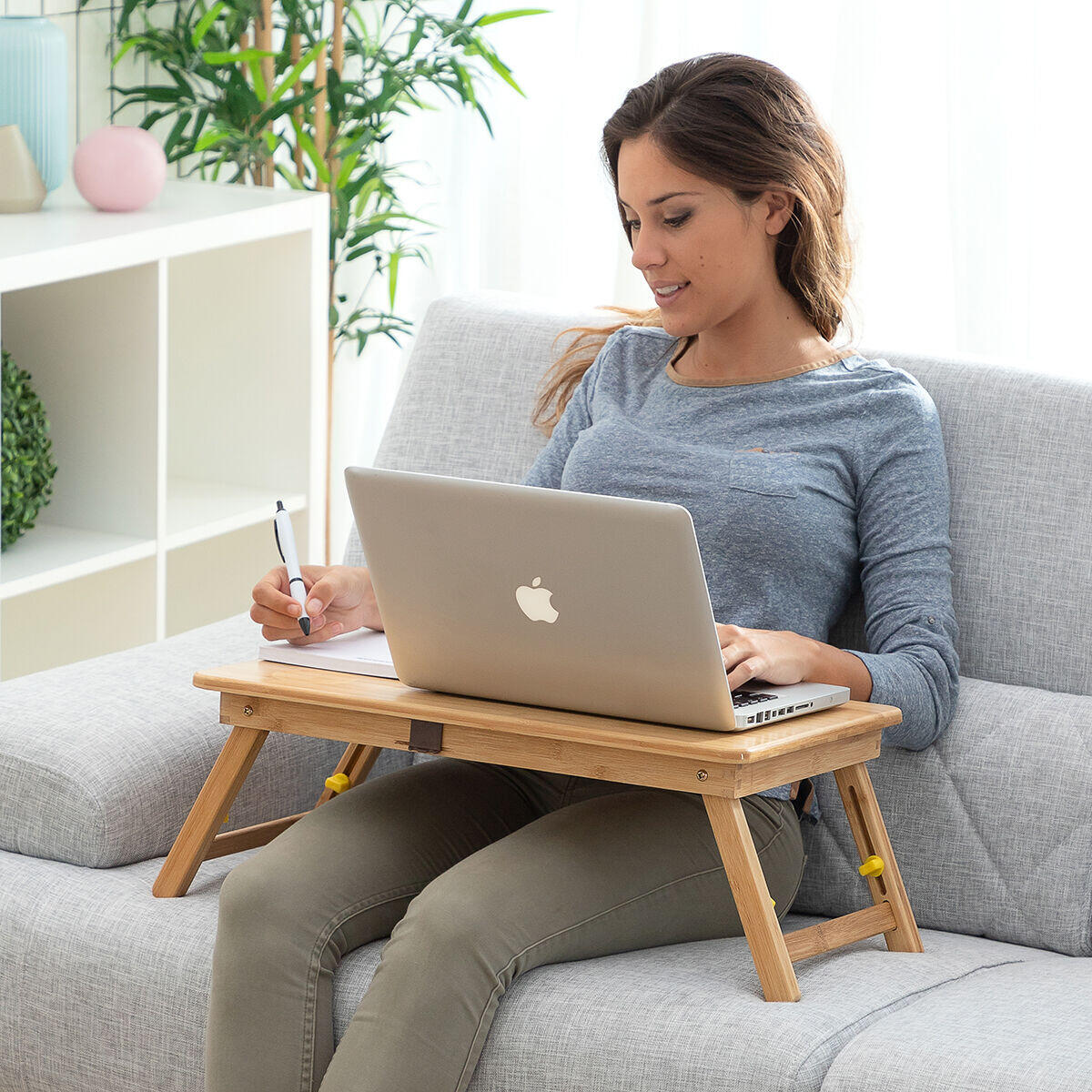 Mesa Plegable Auxiliar de Bambú Lapwood - InnovaGoods
