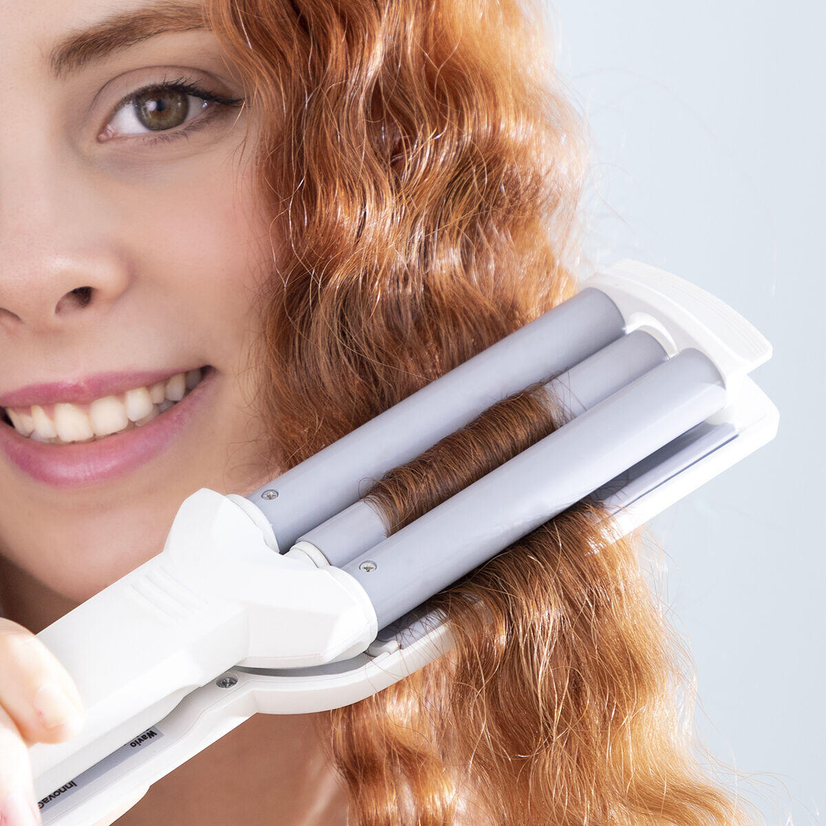 Plancha de Pelo Cerámica para Ondas Wavio 55 W - InnovaGoods