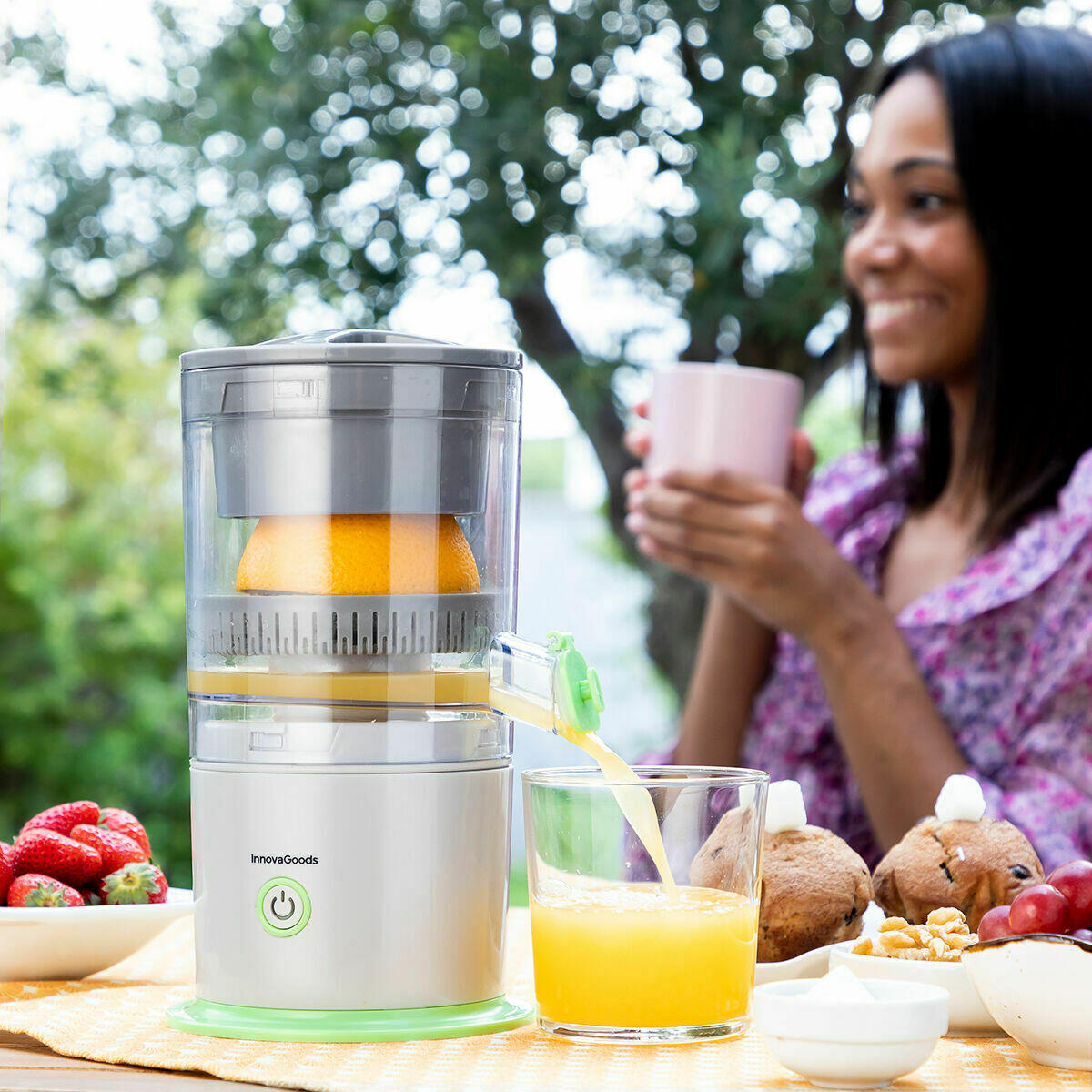 Exprimidor Recargable Automático Juisso - InnovaGoods Dropea