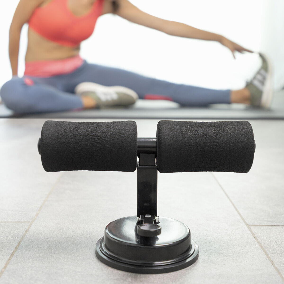 Barra de Sujeción para Abdominales con Ventosa y Guía de Ejercicios CoreUp - InnovaGoods