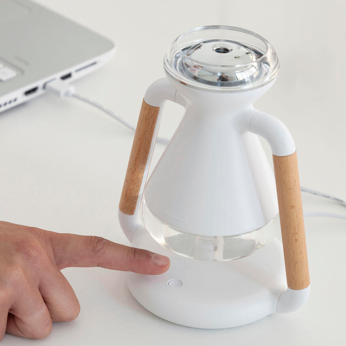 Humidificador Difusor de Aromas y Cargador Inalámbrico 3 en 1 Misvolt - InnovaGoods