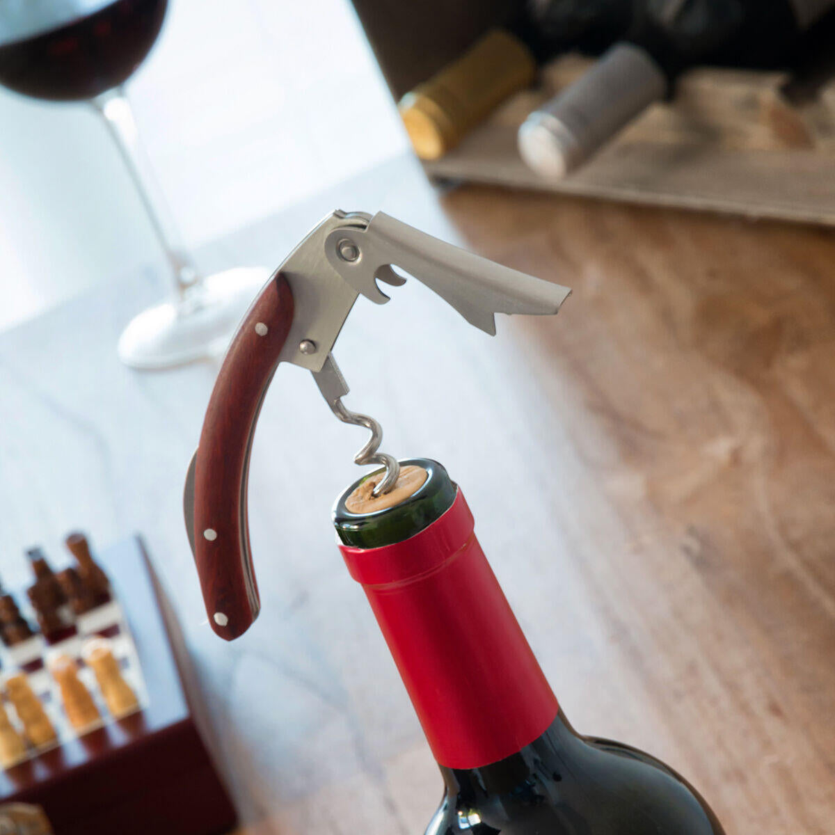 Set de Accesorios para Vino y Ajedrez 37 Piezas - InnovaGoods
