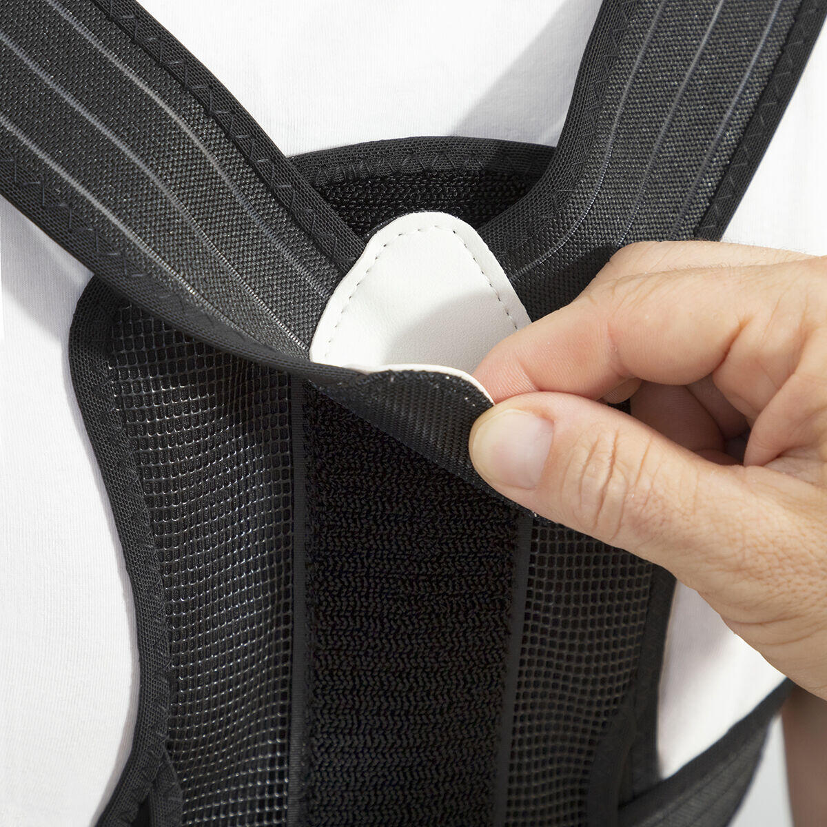 Corrector de Postura Adaptable Pro Ticalbak - InnovaGoods