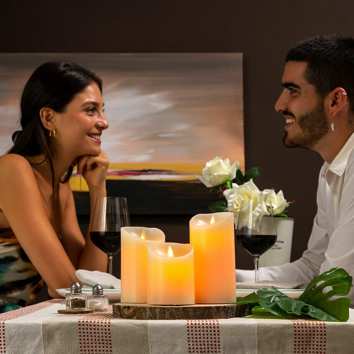 Velas LED Multicolor Efecto Llama con Mando Lendles 3 Unidades - InnovaGoods