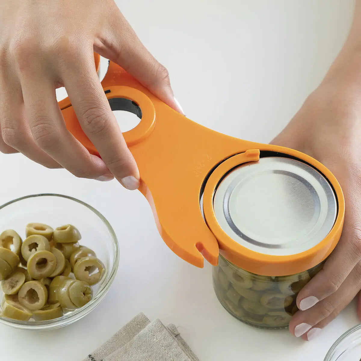 Abrebotes Multifunción 5 en 1 – InnovaGoods Dropea