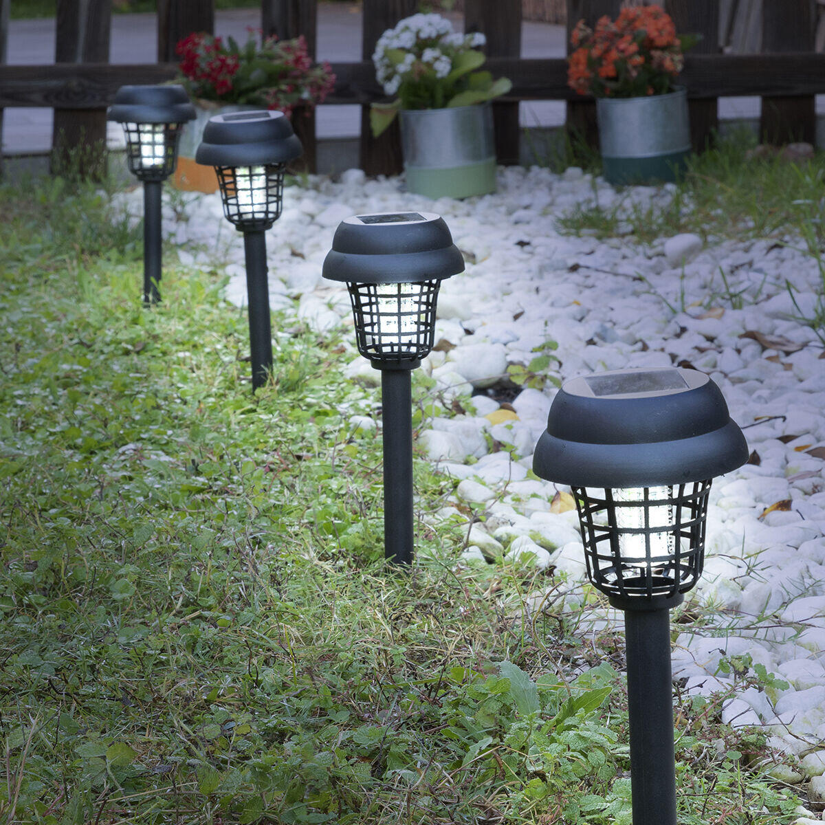 Lámpara Solar Antimosquitos para Jardín Garlam - InnovaGoods