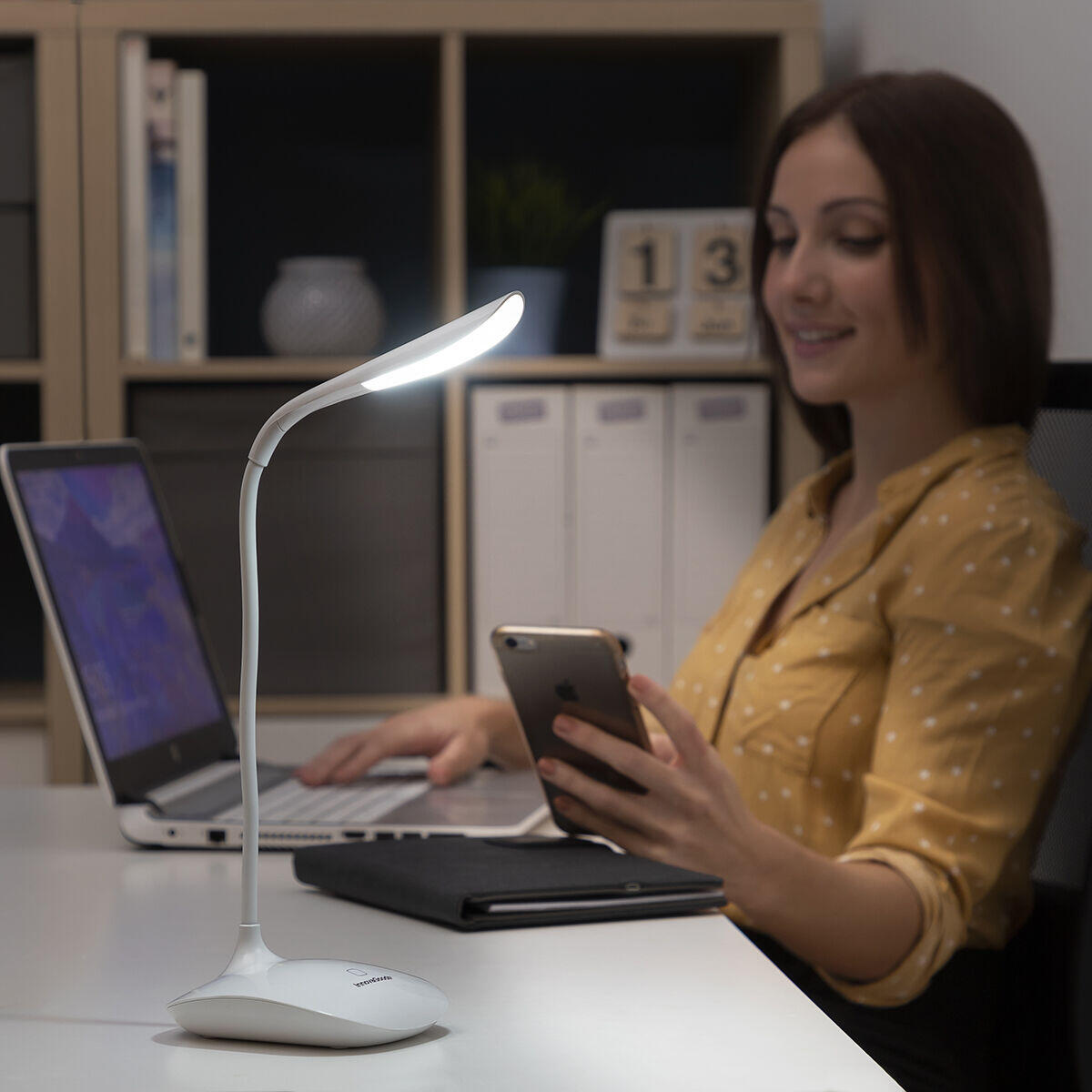Lámpara LED de Mesa Recargable Táctil Lum2Go - InnovaGoods