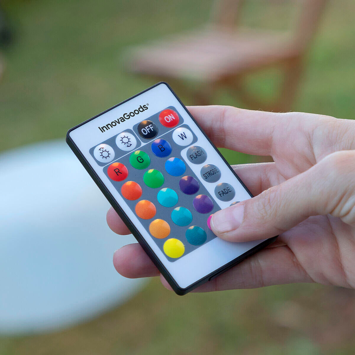 Asiento Hinchable con LED Multicolor y Mando a Distancia Pulight - InnovaGoods